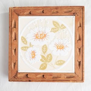 Floral ceramic & wooden trivet